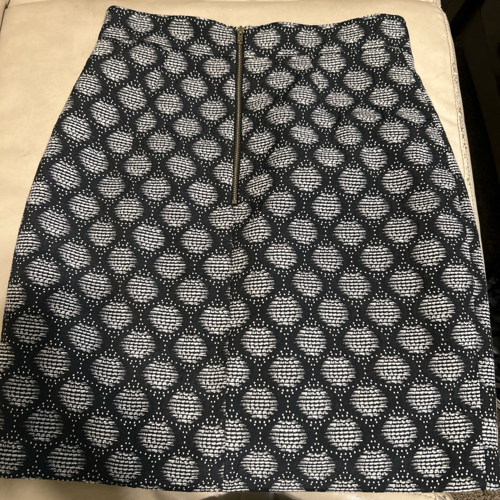 H&M Black and White Geometric Pencil Skirt